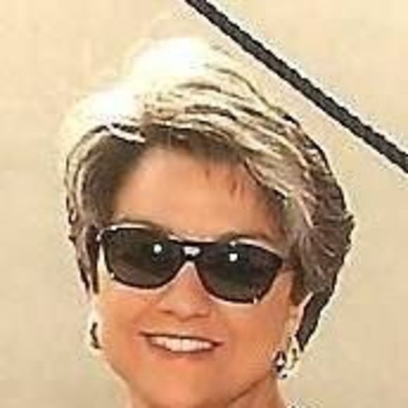 Meet your Posher, Linda - Picture 1 of 1